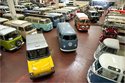 "Ganz vorne der gelbe Fridolin, sonst nur Bullis soweit das Auge reicht: VW verspricht bei seiner neuen Bulli-Werkstatt einen maßgeschneiderten Service
http://www.auto-news.de/auto/news/bildergalerie_VW-Bulli-Werkstatt-Auferstehung-ab-Werk_id_31998&picindex=-1"

(Hinzugefgt: 31.03.2012, 12:07:15)